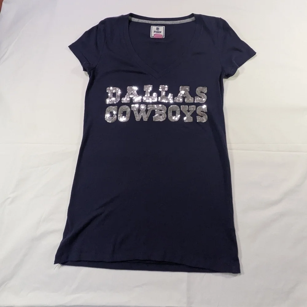 VS PINK Dallas Cowboys Vneck - Picture 1 of 7